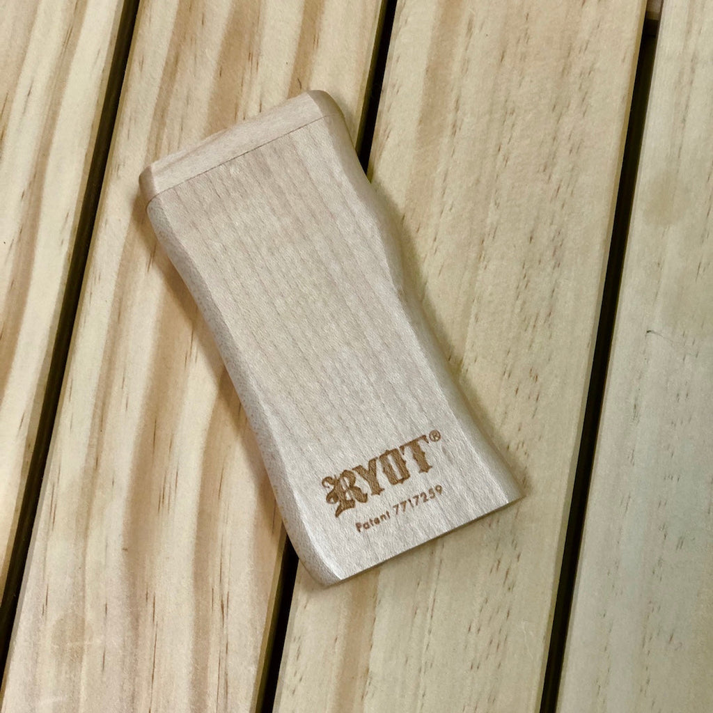 Flash Giveaway! RYOT Dugout and Bat