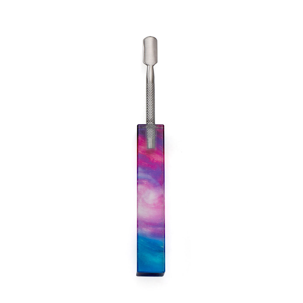 Front view of the Spacescape Crystal Handle Dab Tool, showing a sleek metal tip and colorful, translucent handle. Front view of the Spacescape Crystal Handle Dab Tool, showing a sleek metal tip and colorful, translucent handle.