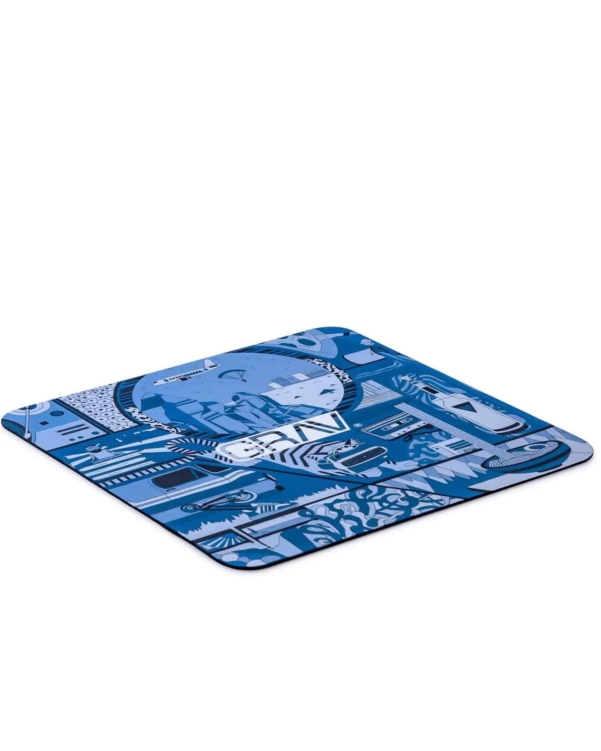 The Dab Mat displays a high-angle view of a textured surface, providing a clean backdrop for dabbing. The Dab Mat displays a high-angle view of a textured surface, providing a clean backdrop for dabbing.