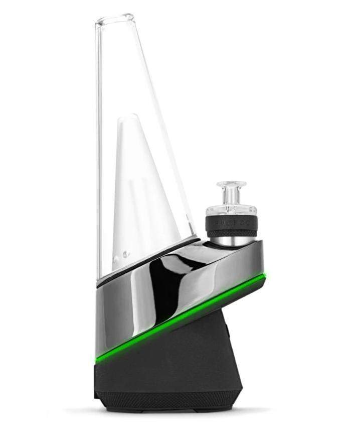 Front view of the Peak Smart Rig, showcasing its black base and clear glass chamber angled towards the viewer. Front view of the Peak Smart Rig, showcasing its black base and clear glass chamber angled towards the viewer.