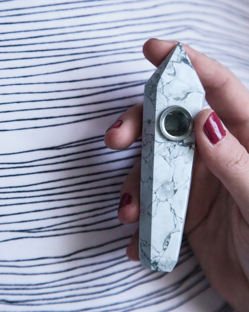 Flash Giveaway! White Turquoise Stone Pipe