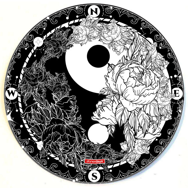 Yin and Yang 8" Round Dab Mat